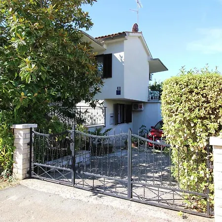 Apartman Gianna A4+2 Novigrad Istria