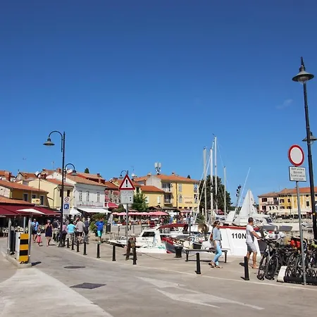 Appartamento Gianna A4+2 Novigrad Istria