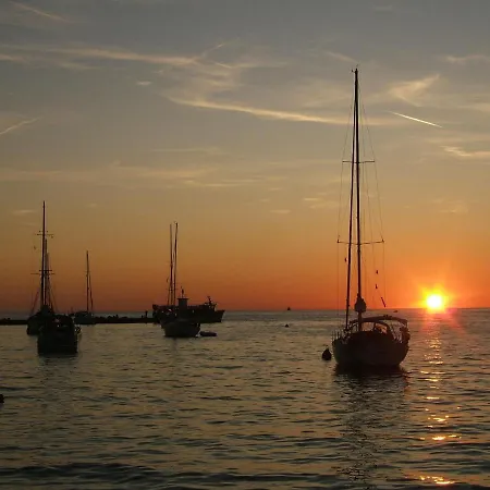 Gianna A4+2 Novigrad Istria